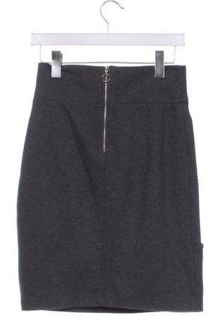 Φούστα Vero Moda, Μέγεθος XS, Χρώμα Γκρί, Τιμή 1,99 €