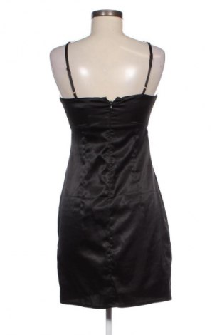 Kleid Gina Tricot, Größe S, Farbe Schwarz, Preis 5,99 €