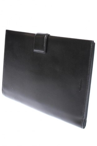 Чанта за таблет Calvin Klein, Цвят Черен, Цена 23,00 €, #134051770