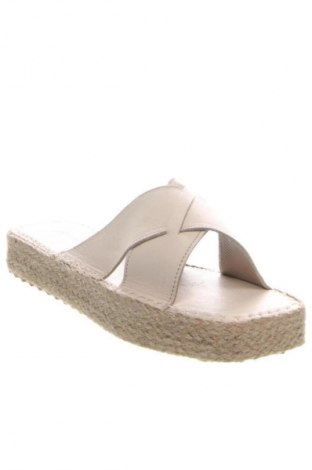 Γυναικείες παντόφλες RunnerBoss, Μέγεθος 38, Χρώμα  Μπέζ, Τιμή 30,99 €