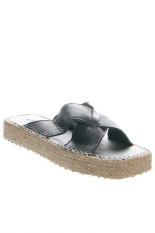 Papuče RunnerBoss, Veľkosť 40, Farba Čierna, Cena  20,95 €