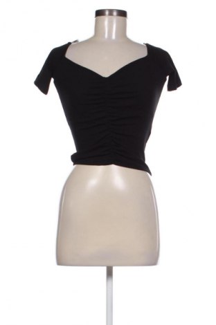 Dámská halenka Bershka, Velikost M, Barva Černá, Cena  129,00 Kč