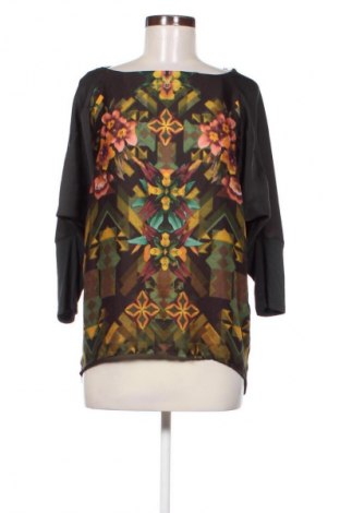 Dámská halenka Bershka, Velikost S, Barva Vícebarevné, Cena  49,00 Kč