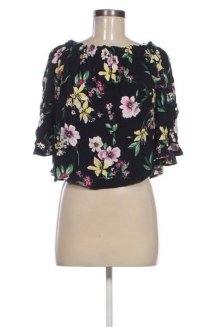 Dámská halenka Bershka, Velikost S, Barva Vícebarevné, Cena  49,00 Kč