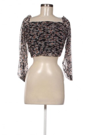 Dámská halenka Bershka, Velikost M, Barva Vícebarevné, Cena  49,00 Kč