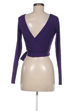 Дамска блуза Bershka, Размер XS, Цвят Лилав, Цена 4,09 €