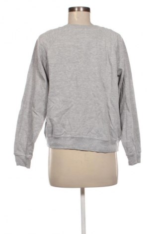 Dámská halenka Bershka, Velikost M, Barva Šedá, Cena  49,00 Kč