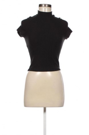 Damen Shirt Calvin Klein Jeans, Größe M, Farbe Schwarz, Preis 55,99 €