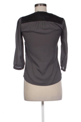 Dámská halenka H&M, Velikost XS, Barva Vícebarevné, Cena  49,00 Kč