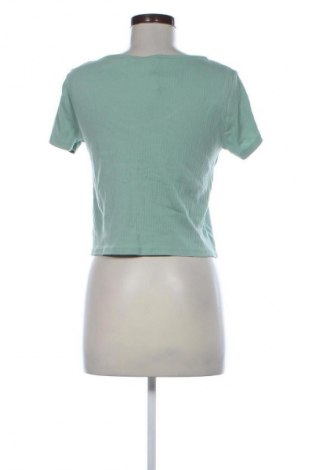 Дамска блуза Levi's, Размер M, Цвят Зелен, Цена 10,22 €