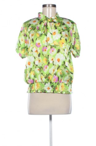 Γυναικεία μπλούζα NEW COLLECTION, Μέγεθος S, Χρώμα Πολύχρωμο, Τιμή 5,99 €