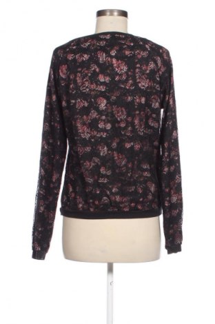 Női blúz ONLY, Méret M, Szín Sokszínű, Ár 709 Ft