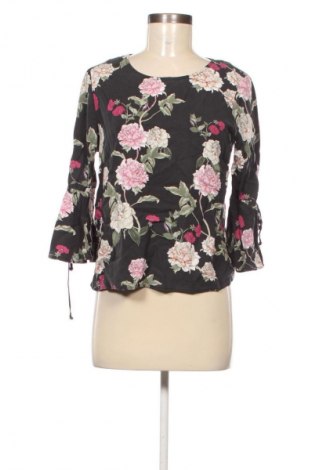 Dámska blúza ONLY, Veľkosť S, Farba Viacfarebná, Cena  1,95 €