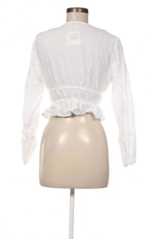 Dámská halenka Pull&Bear, Velikost M, Barva Bílá, Cena  49,00 Kč