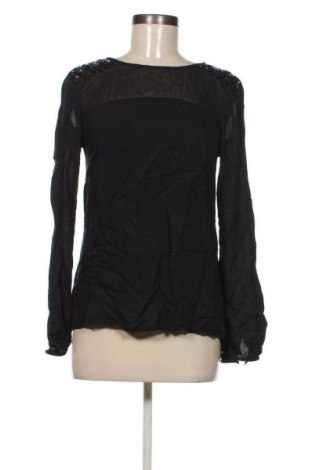 Dámská halenka Q/S by S.Oliver, Velikost XS, Barva Černá, Cena  49,00 Kč