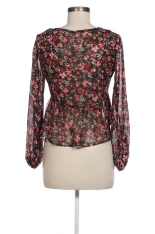 Dámská halenka Stradivarius, Velikost S, Barva Vícebarevné, Cena  49,00 Kč