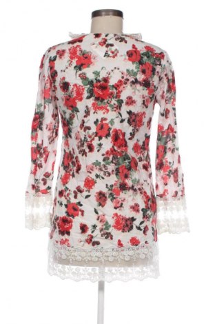 Дамска блуза Unbranded, Размер M, Цвят Многоцветен, Цена 3,06 €