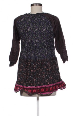 Dámská halenka Vero Moda, Velikost M, Barva Vícebarevné, Cena  49,00 Kč