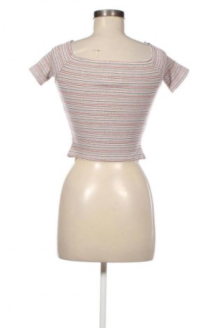 Dámská halenka Bershka, Velikost L, Barva Vícebarevné, Cena  49,00 Kč