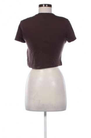 Γυναικείο t-shirt Bershka, Μέγεθος M, Χρώμα Πολύχρωμο, Τιμή 3,99 €