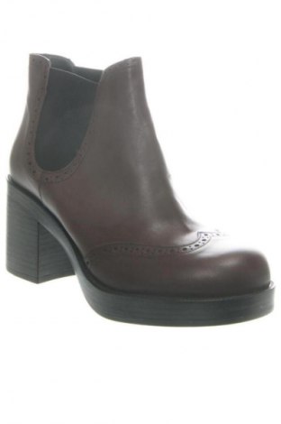 Γυναικεία μποτάκια Alesya, Μέγεθος 39, Χρώμα Καφέ, Τιμή 44,99 €