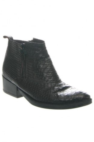 Дамски боти Janet & Janet, Размер 37, Цвят Кафяв, Цена 68,54 €