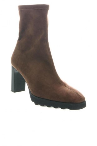 Дамски боти Unbranded, Размер 37, Цвят Кафяв, Цена 32,25 €