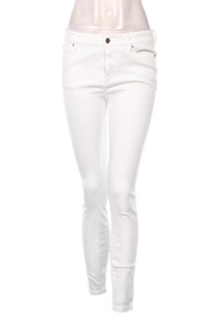 Dámske džínsy  Armani Exchange, Veľkosť M, Farba Biela, Cena  22,95 €