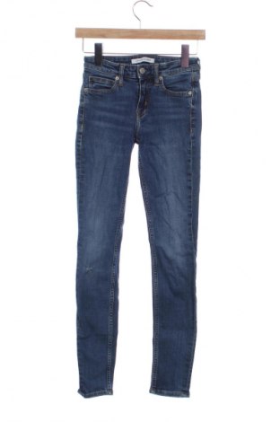Dámské džíny  Calvin Klein Jeans, Velikost XXS, Barva Modrá, Cena  439,00 Kč