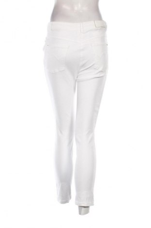 Damen Jeans Madeleine, Größe M, Farbe Weiß, Preis € 6,99