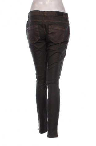 Damen Jeans More & More, Größe M, Farbe Golden, Preis 1,99 €