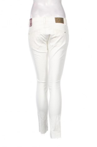Γυναικείο Τζίν Nile, Μέγεθος S, Χρώμα Λευκό, Τιμή 18,99 €