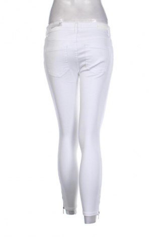 Dámské džíny  ONLY, Velikost M, Barva Bílá, Cena  259,00 Kč