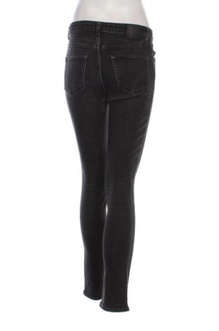 Дамски дънки Weekday, Размер M, Цвят Черен, Цена 12,27 €