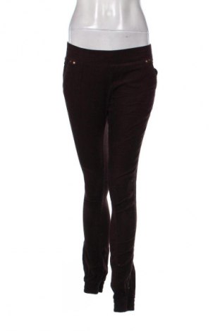 Дамски джинси Jennyfer, Размер S, Цвят Кафяв, Цена 2,55 €