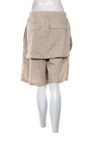 Damen Shorts Bershka, Größe M, Farbe Beige, Preis 7,86 €