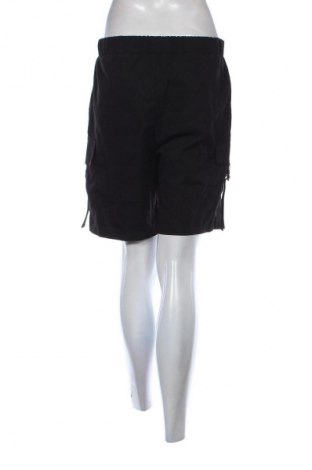 Γυναικείο κοντό παντελόνι DAZY, Μέγεθος S, Χρώμα Μαύρο, Τιμή 4,99 €