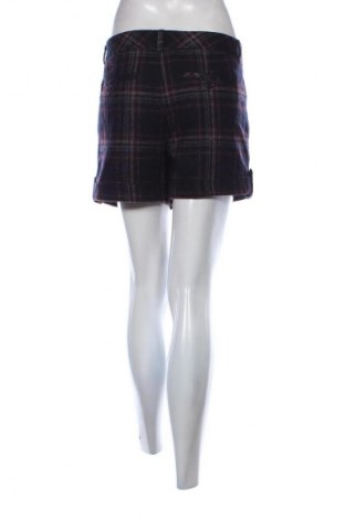 Pantaloni scurți de femei Esprit, Mărime M, Culoare Multicolor, Preț 13,99 Lei