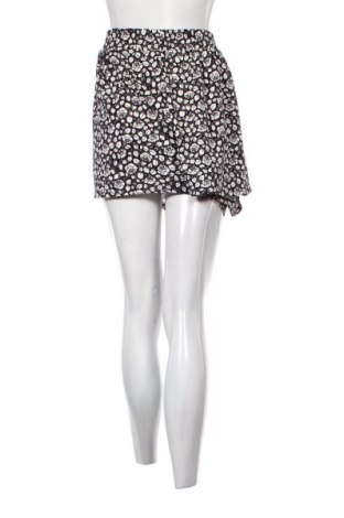 Γυναικείο κοντό παντελόνι H&M, Μέγεθος XXL, Χρώμα Πολύχρωμο, Τιμή 5,00 €