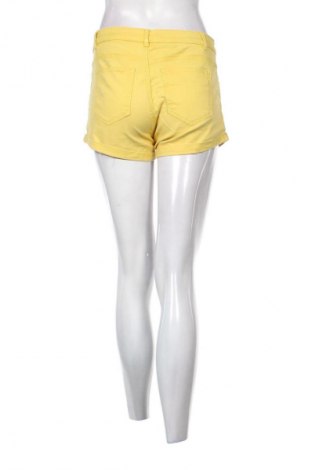 Damskie szorty H&M, Rozmiar L, Kolor Żółty, Cena 27,99 zł