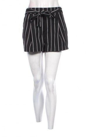 Dámské kraťasy  H&M Divided, Velikost M, Barva Vícebarevné, Cena  99,00 Kč