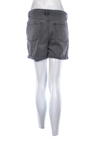 Dámské kraťasy  LCW, Velikost M, Barva Černá, Cena  119,00 Kč