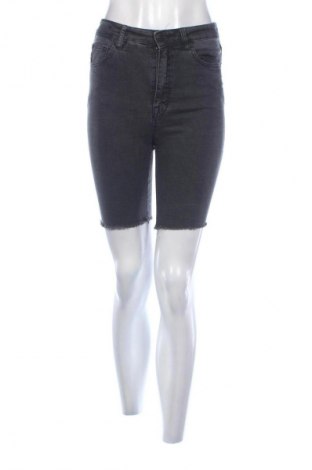 Damskie szorty Pull&Bear, Rozmiar S, Kolor Kolorowy, Cena 20,99 zł