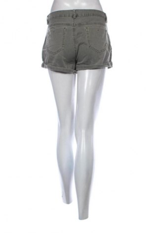 Damskie szorty Reserved, Rozmiar M, Kolor Szary, Cena 22,99 zł