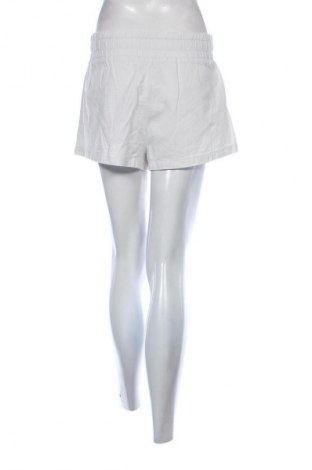 Damskie szorty SHEIN, Rozmiar S, Kolor Biały, Cena 21,99 zł