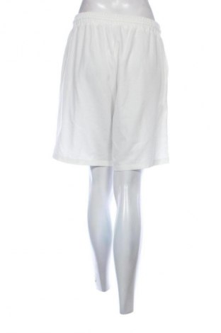 Γυναικείο κοντό παντελόνι SHEIN, Μέγεθος L, Χρώμα Λευκό, Τιμή 1,99 €