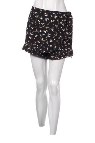 Дамски къс панталон Tommy Jeans, Размер S, Цвят Многоцветен, Цена 10,22 €