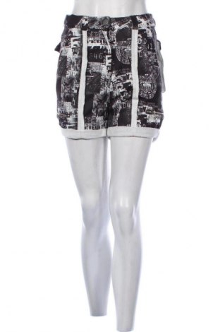 Γυναικείο κοντό παντελόνι Unbranded, Μέγεθος M, Χρώμα Πολύχρωμο, Τιμή 7,99 €