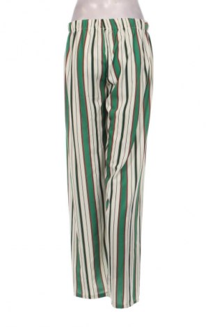 Damenhose NEW COLLECTION, Größe M, Farbe Mehrfarbig, Preis € 7,99