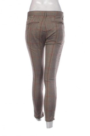 Дамски панталон Pull&Bear, Размер M, Цвят Многоцветен, Цена 2,04 €